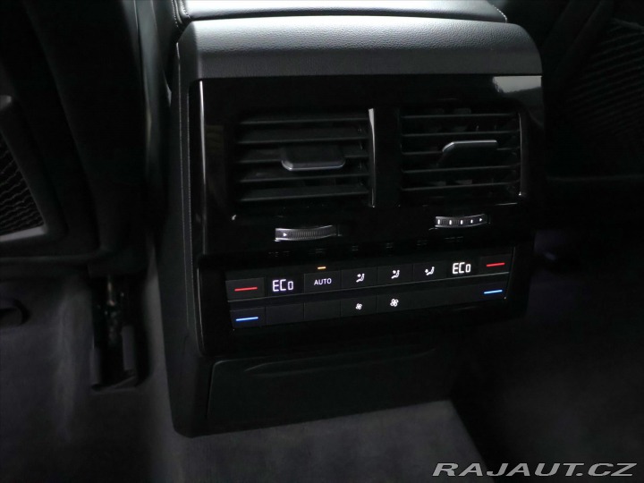 Volkswagen Touareg 4,0 V8 TDI R-Line Black D 2019