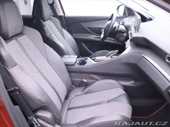 Peugeot 3008 1,6 HDI 88kW Aut. Navi Ků 2017