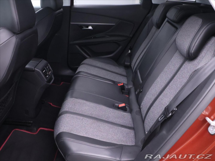 Peugeot 3008 1,6 HDI 88kW Aut. Navi Ků 2017