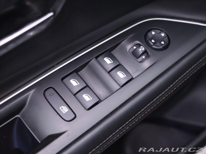 Peugeot 3008 1,6 HDI 88kW Aut. Navi Ků 2017