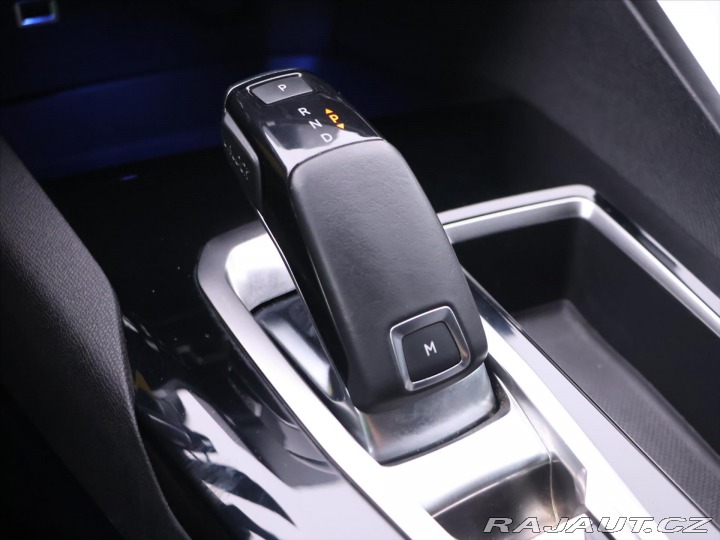 Peugeot 3008 1,6 HDI 88kW Aut. Navi Ků 2017