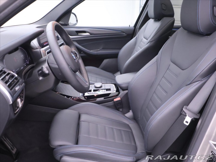 BMW iX3 210kW M Sport Nový vůz 2024