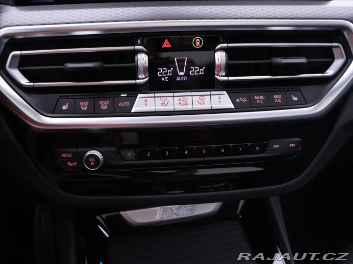 BMW iX3 210kW M Sport Nový vůz 2024