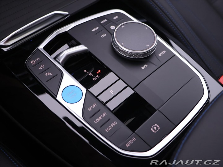 BMW iX3 210kW M Sport Nový vůz 2024