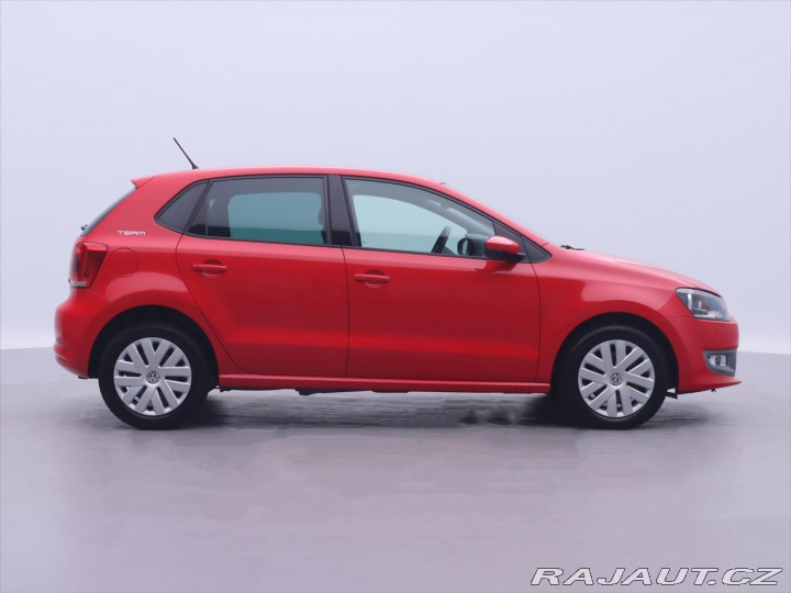 Volkswagen Polo 1,4 16V DSG Team 1.Majite 2010