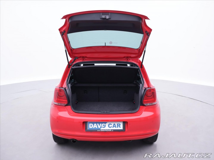 Volkswagen Polo 1,4 16V DSG Team 1.Majite 2010