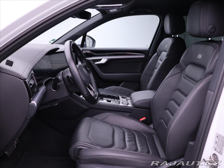 Volkswagen Touareg 3,0 V6 TDI 210kW R-Line V 2021