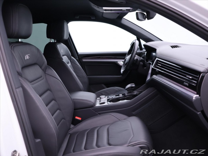 Volkswagen Touareg 3,0 V6 TDI 210kW R-Line V 2021