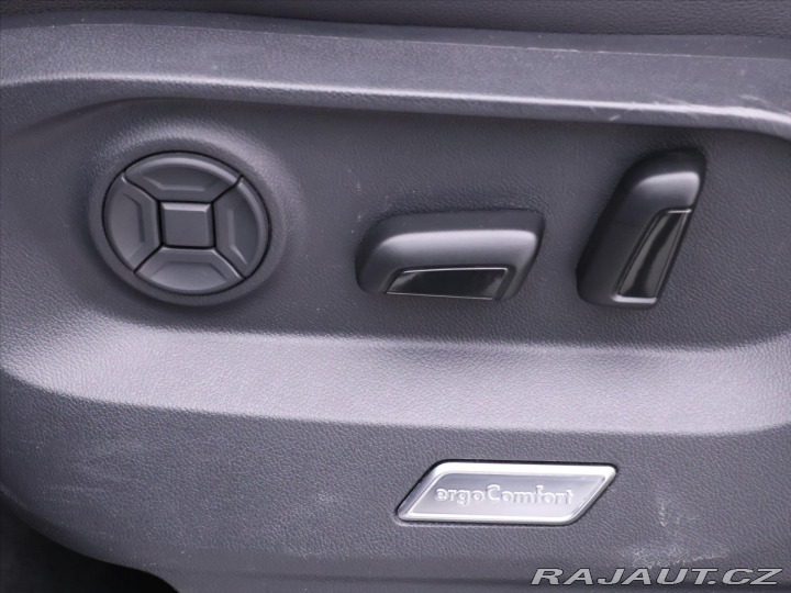 Volkswagen Touareg 3,0 V6 TDI 210kW R-Line V 2021