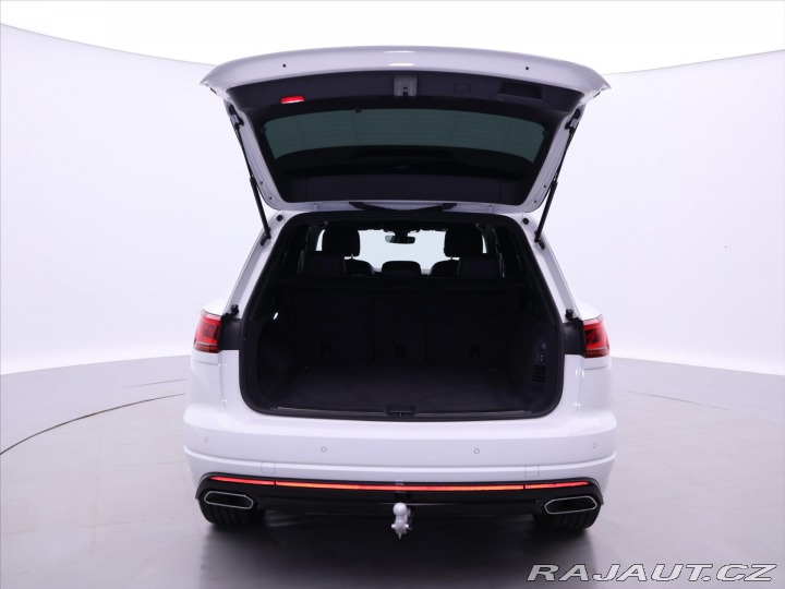 Volkswagen Touareg 3,0 V6 TDI 210kW R-Line V 2021