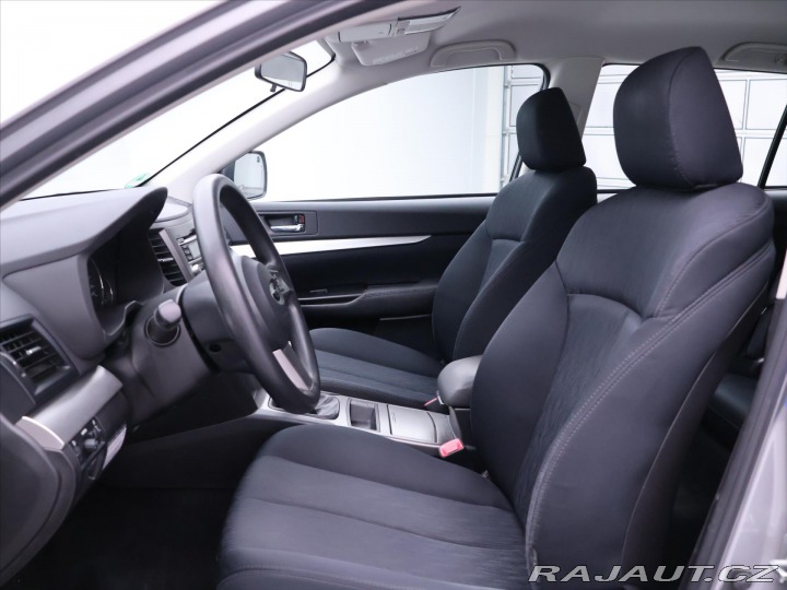 Subaru Legacy 2,0 i 110kW AWD Serv.knih 2011
