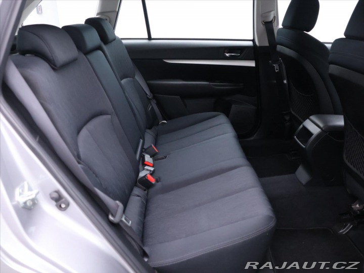 Subaru Legacy 2,0 i 110kW AWD Serv.knih 2011