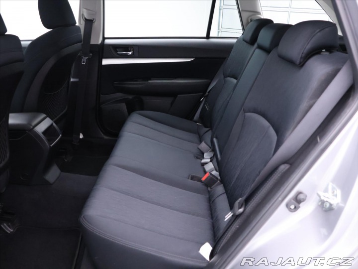 Subaru Legacy 2,0 i 110kW AWD Serv.knih 2011