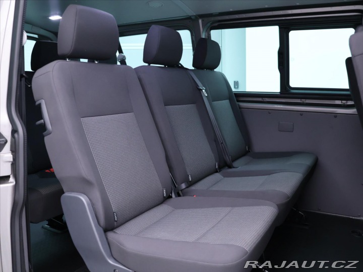 Volkswagen Transporter 2,0 TDI DSG Bulli Long 9- 2024