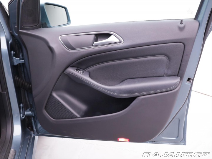 Mercedes-Benz B 1,8 180 CDI Navi Kůže 1.M 2012