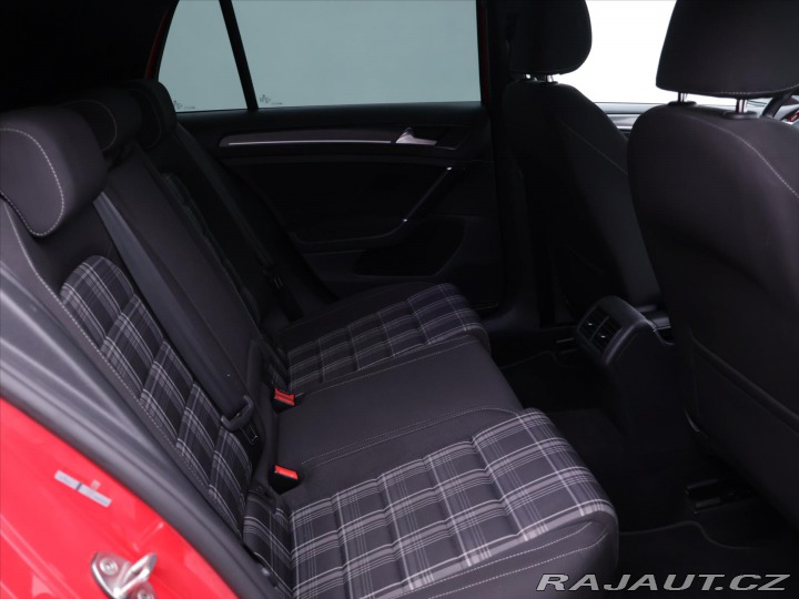 Volkswagen Golf 2,0 GTD 135kW DSG Virtual 2017