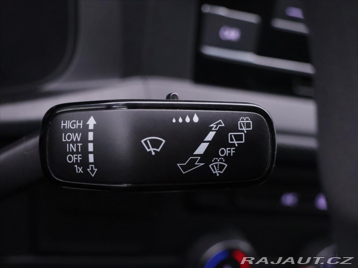 Volkswagen Transporter 2,0 TDI Klima 9-Míst DPH 2021