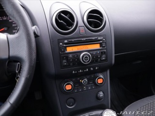 Nissan Qashqai 2,0 i 104kW 4WD Aut.klima 2009