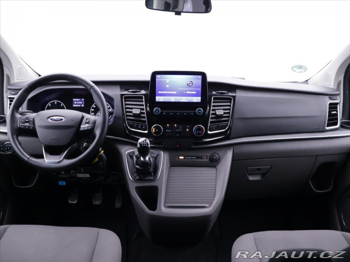Ford Tourneo Custom 2,0 TDCi 136kW 8-Míst Lon 2021