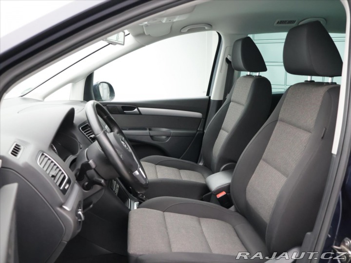 Volkswagen Sharan 2,0 TDI 125kW DSG Xenon 7 2011