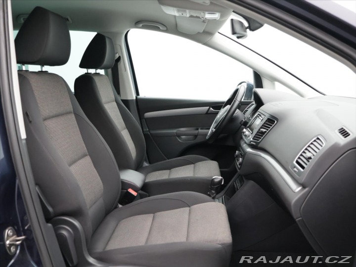 Volkswagen Sharan 2,0 TDI 125kW DSG Xenon 7 2011