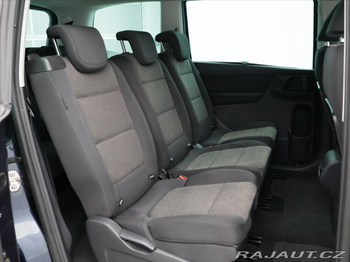Volkswagen Sharan 2,0 TDI 125kW DSG Xenon 7 2011