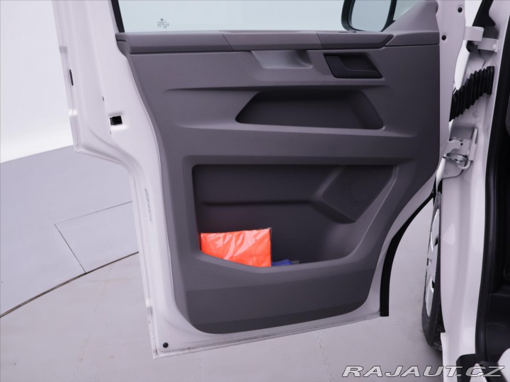 Volkswagen Transporter 2,0 TDI 110kW DR 9-Míst C 2024