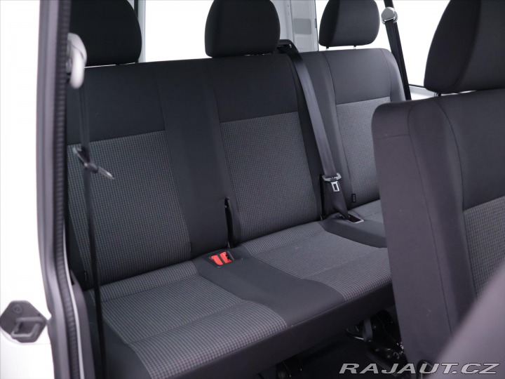 Volkswagen Transporter 2,0 TDI 110kW DR 9-Míst C 2024