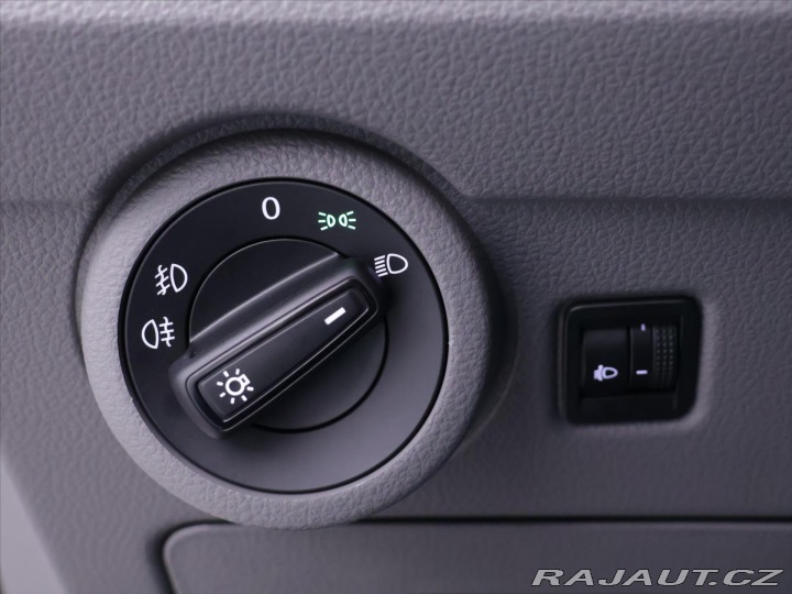Volkswagen Transporter 2,0 TDI 110kW DR 9-Míst C 2024