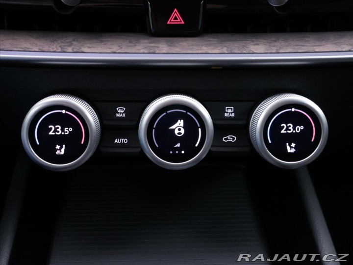 Škoda Superb 2,0 TDI DSG Laurin&Kl 2024