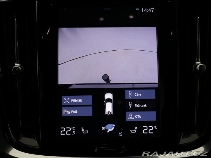 Volvo V60 2,0 T4 R-Design 1.Maj LED 2020