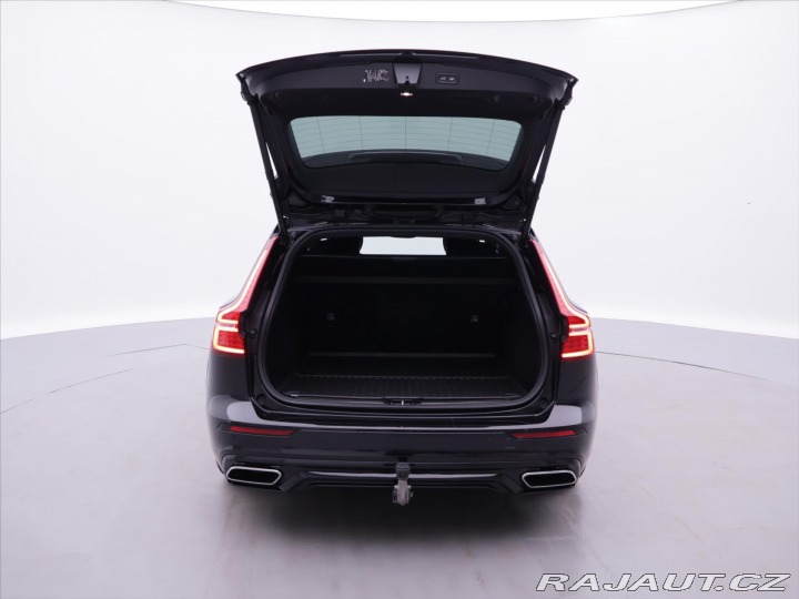 Volvo V60 2,0 T4 R-Design 1.Maj LED 2020