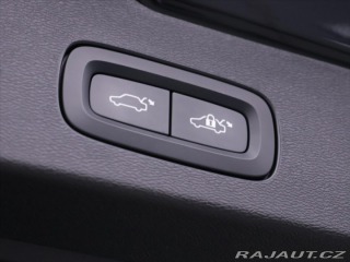 Volvo V60 2,0 T4 R-Design 1.Maj LED 2020