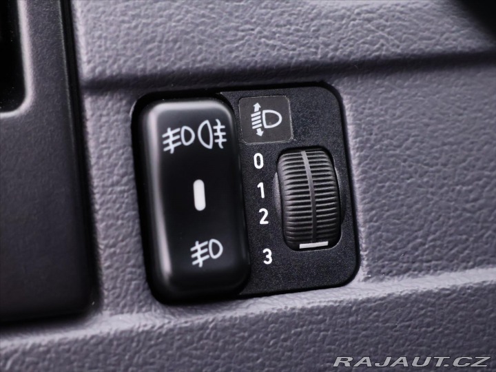 Mercedes-Benz Vito 2,0 i 95kW Westfalia 49 t 2001