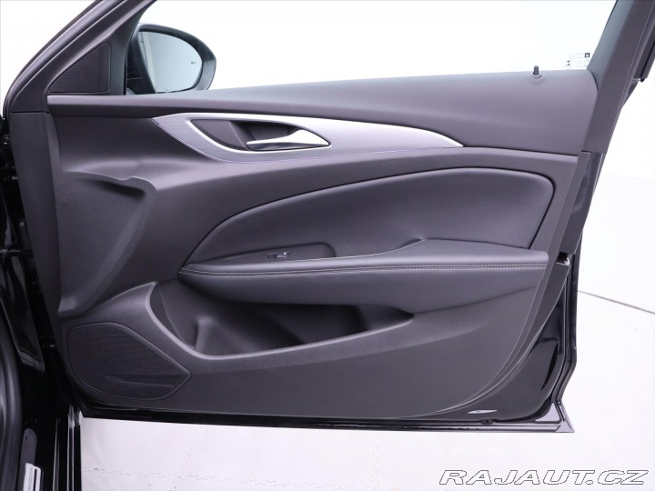 Opel Insignia 2,0 CDTi 128kW Elegance C 2021