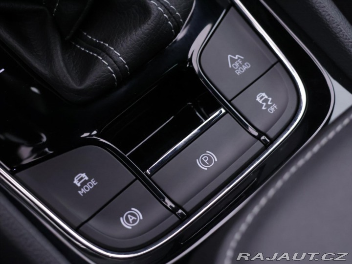 Škoda Karoq 2,0 TDI 4x4 DSG Sportline 2024