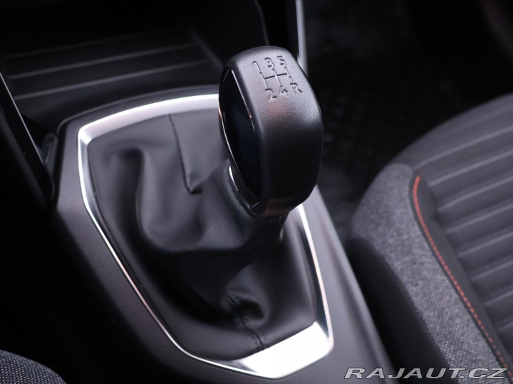 Peugeot 208 1,2 PT Aut.klima CZ 1.Maj 2023