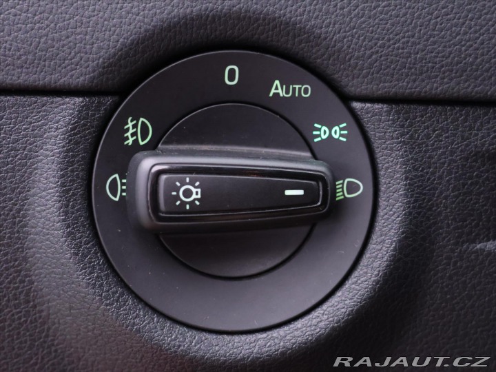 Škoda Octavia 2,0 TDI DSG Elegance Navi 2013