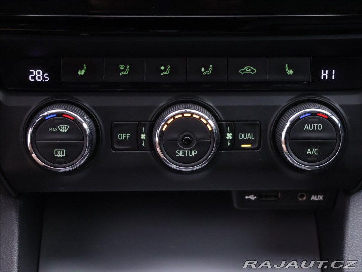 Škoda Octavia 2,0 TDI DSG Elegance Navi 2013