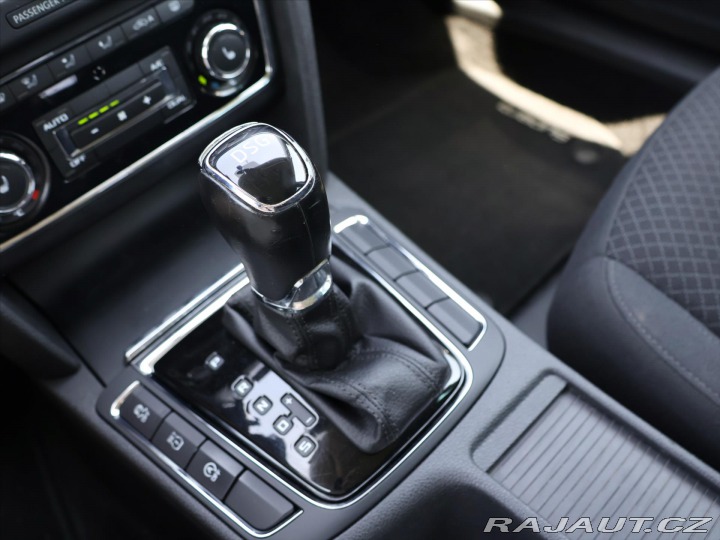 Škoda Superb 2,0 TDI 103kW DSG Xenon 1 2015