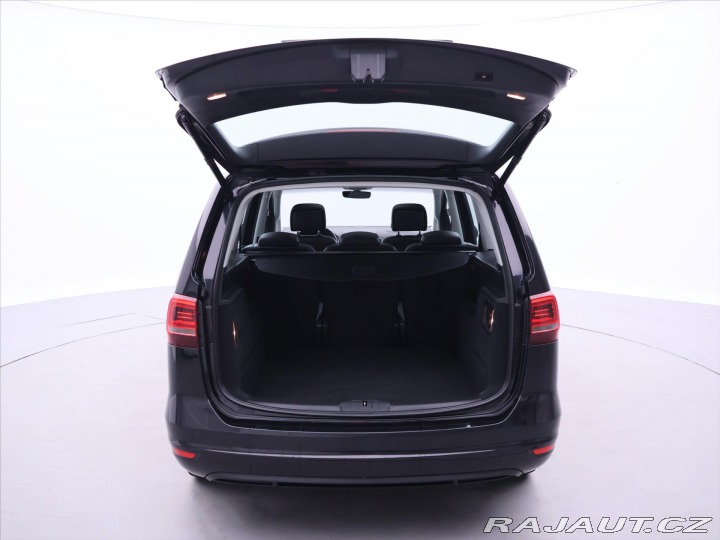 Volkswagen Sharan 2,0 TDI 135kW DSG Highlin 2017