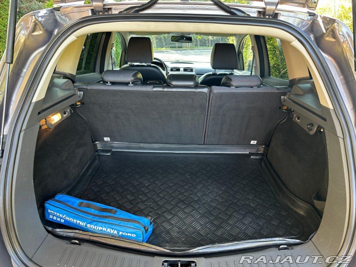 Ford Kuga 2.0Tdci 120kw Automat 2012
