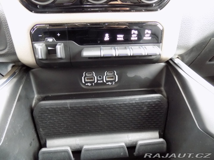 Dodge RAM 1500 5.7 HEMI/LARAMIE/LED/LPG/ 2020
