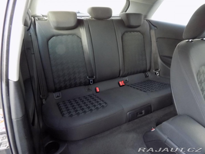 Audi A3 1.6TDI/Bi-xenon/NAVI/ 2014