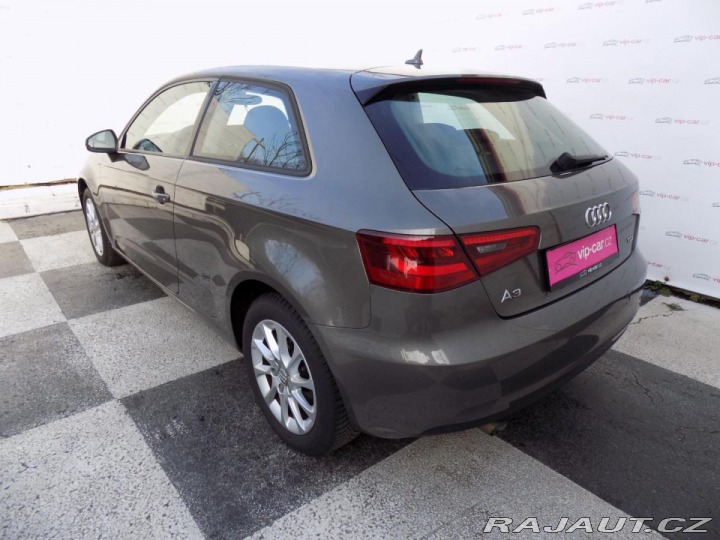 Audi A3 1.6TDI/Bi-xenon/NAVI/ 2014