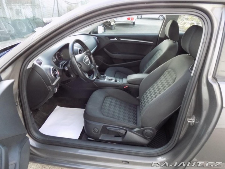 Audi A3 1.6TDI/Bi-xenon/NAVI/ 2014