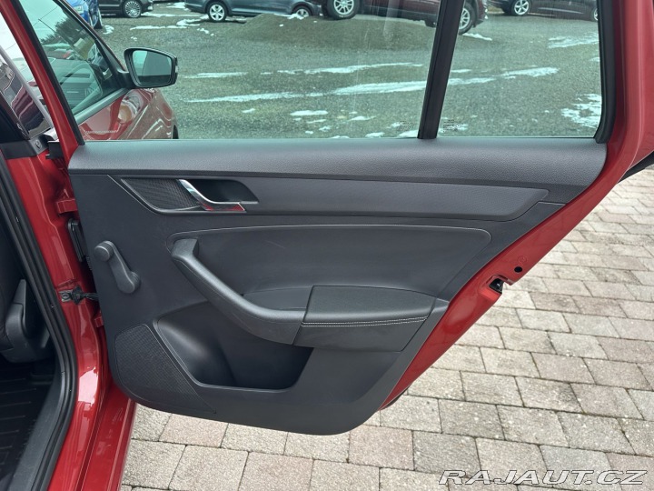 Škoda Rapid 1,2TSI 81kW STYLE TAŽNÉ 2 2016