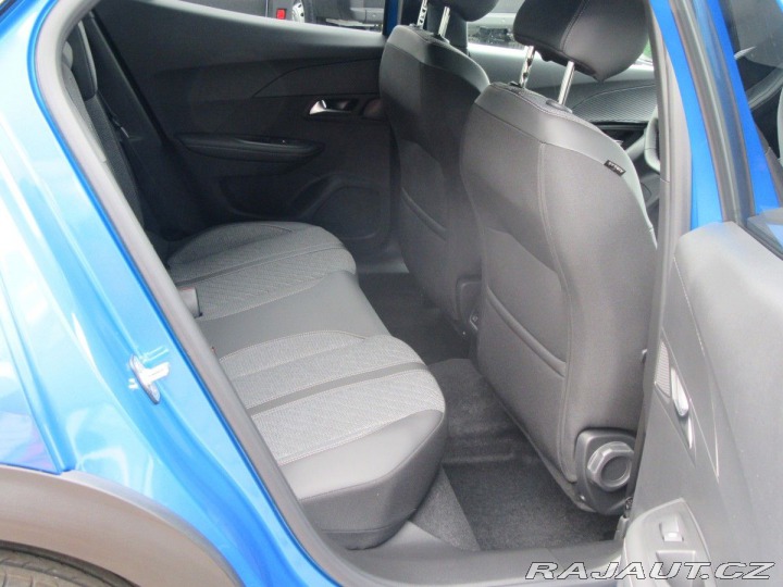 Peugeot 2008 ALLURE PureTech 130 EAT8 2025