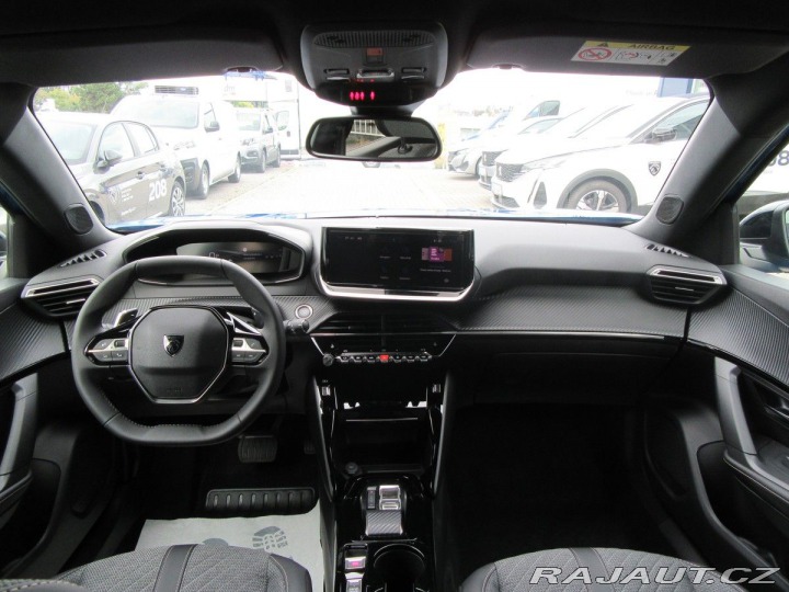 Peugeot 2008 ALLURE PureTech 130 EAT8 2025