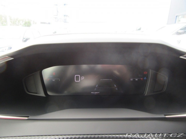 Peugeot 2008 ALLURE PureTech 130 EAT8 2025